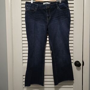 Torrid Women's Jeans 20 Short Crop Raw Edge Hem